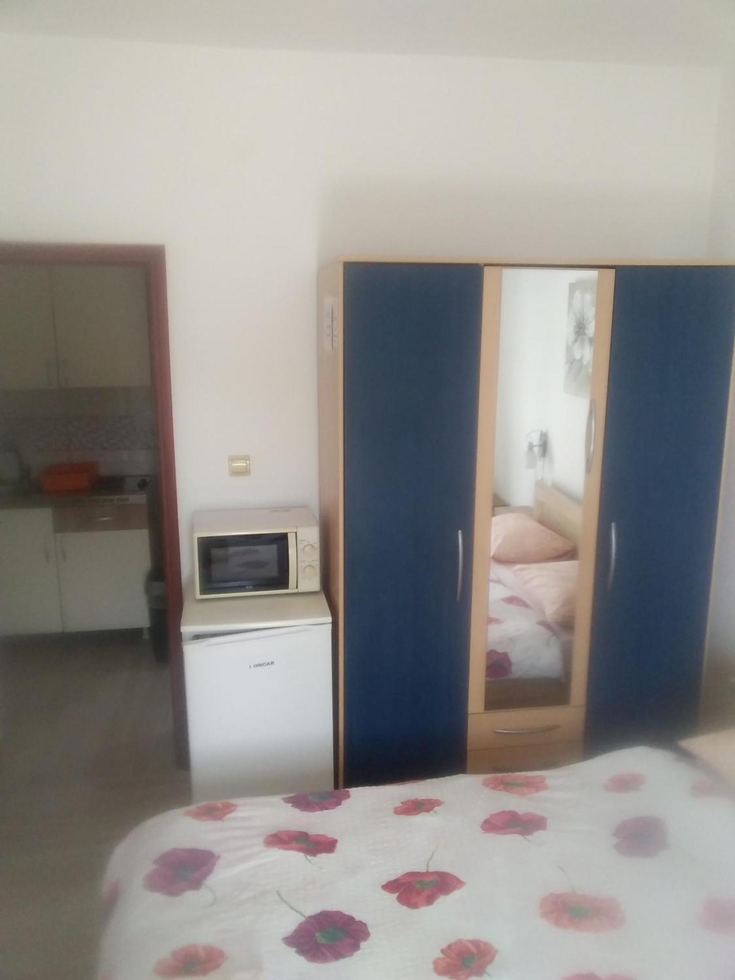 Guesthouse Martina Сень Экстерьер фото