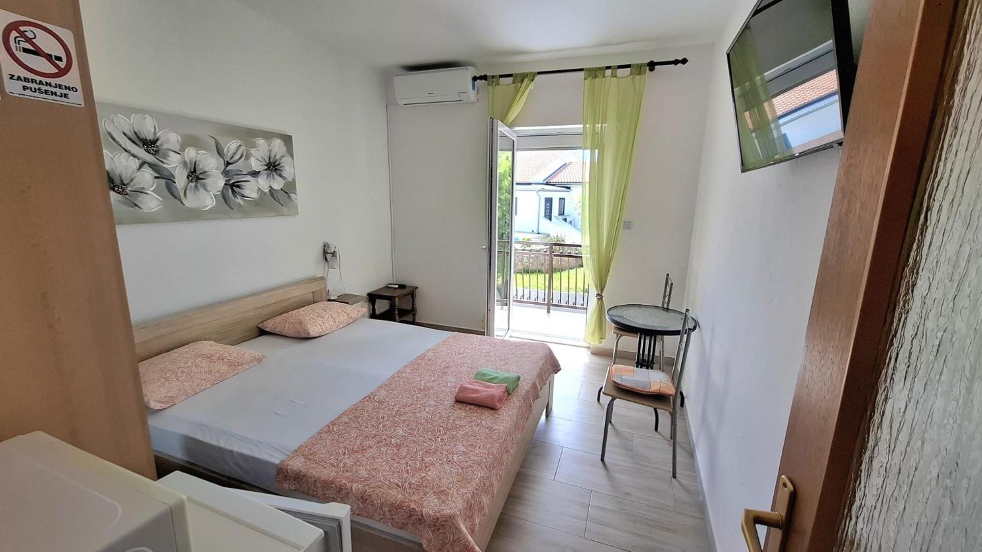 Guesthouse Martina Сень Экстерьер фото